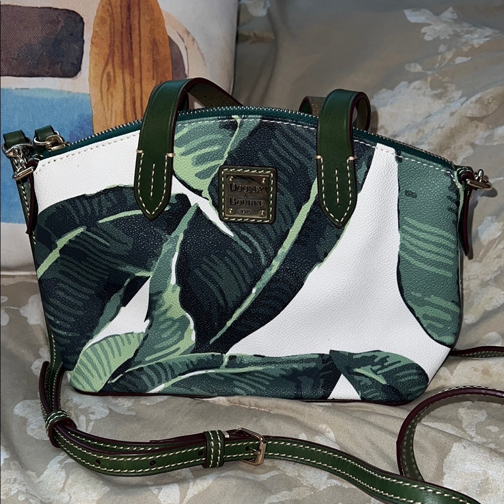 Dooney & Bourke Vintage Palm Leaf Print Crossbody Bag NWOT